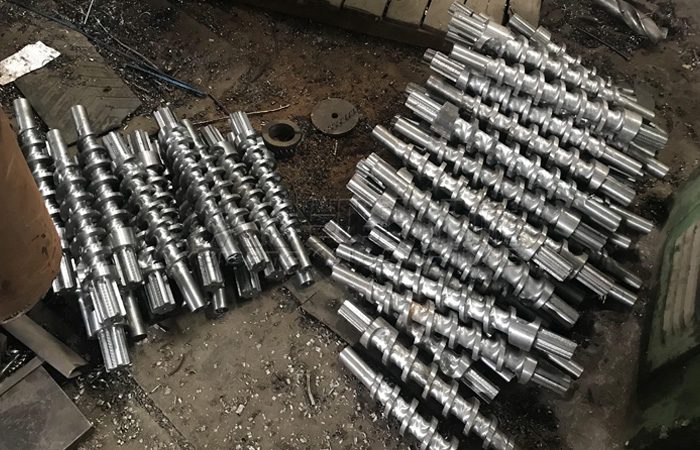 What to do if the propeller of the charcoal machine equipment is worn? How to maintain the propeller of the charcoal machine?