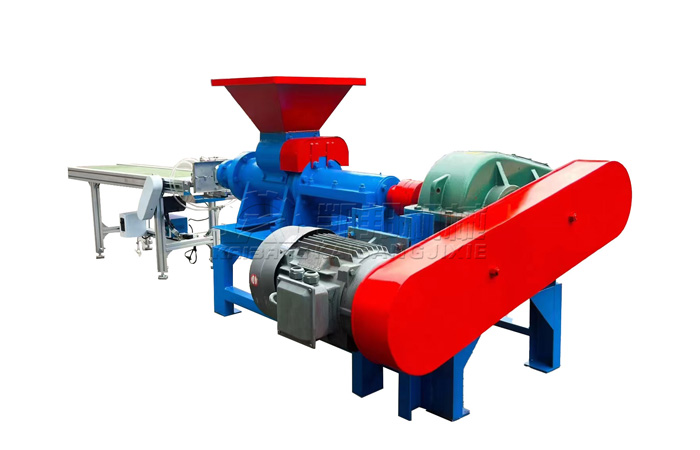 Why avoid overnight production of raw materials for charcoal making equipment? How to control the moisture content of raw materials for charcoal making equipment?