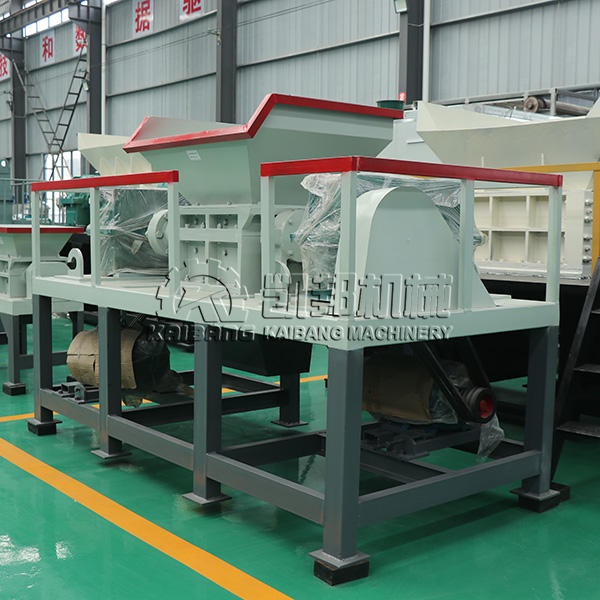 IMG_4411machinery600方形.jpg